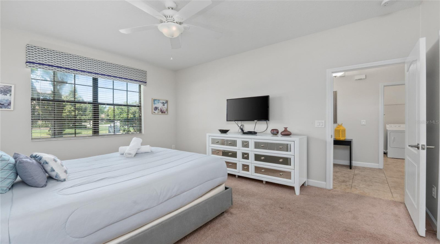 DAVENPORT, Florida 33896, 6 Bedrooms Bedrooms, ,6 BathroomsBathrooms,Residential,For Sale,WEXFORD,0,MFRTB8373509