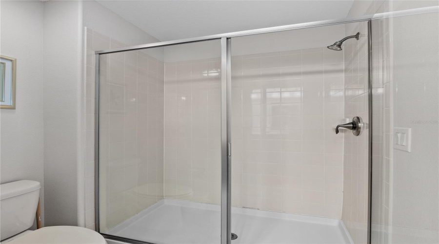 DAVENPORT, Florida 33896, 6 Bedrooms Bedrooms, ,6 BathroomsBathrooms,Residential,For Sale,WEXFORD,0,MFRTB8373509