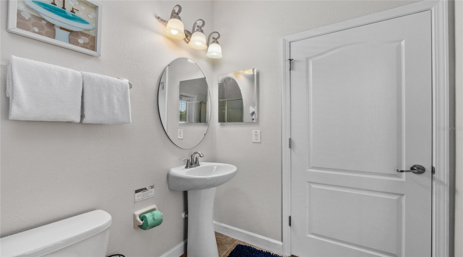 DAVENPORT, Florida 33896, 6 Bedrooms Bedrooms, ,6 BathroomsBathrooms,Residential,For Sale,WEXFORD,0,MFRTB8373509