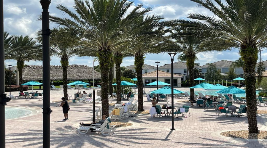 DAVENPORT, Florida 33896, 6 Bedrooms Bedrooms, ,6 BathroomsBathrooms,Residential,For Sale,WEXFORD,0,MFRTB8373509