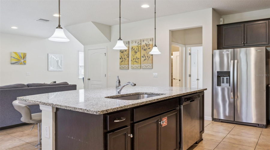 KISSIMMEE, Florida 34747, 5 Bedrooms Bedrooms, ,4 BathroomsBathrooms,Residential,For Sale,NICE,0,MFRO6357334