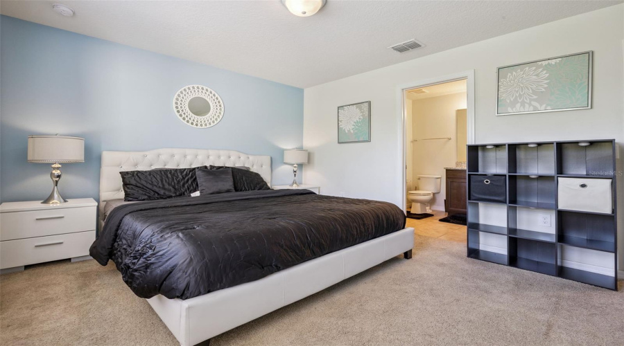 KISSIMMEE, Florida 34747, 5 Bedrooms Bedrooms, ,4 BathroomsBathrooms,Residential,For Sale,NICE,0,MFRO6357334