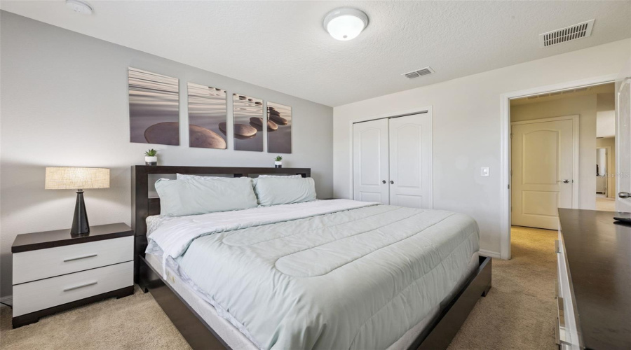 KISSIMMEE, Florida 34747, 5 Bedrooms Bedrooms, ,4 BathroomsBathrooms,Residential,For Sale,NICE,0,MFRO6357334