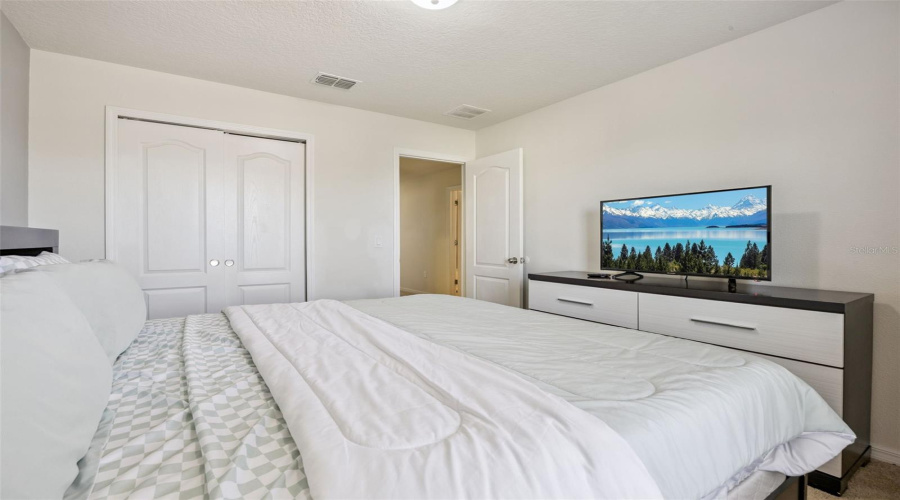 KISSIMMEE, Florida 34747, 5 Bedrooms Bedrooms, ,4 BathroomsBathrooms,Residential,For Sale,NICE,0,MFRO6357334