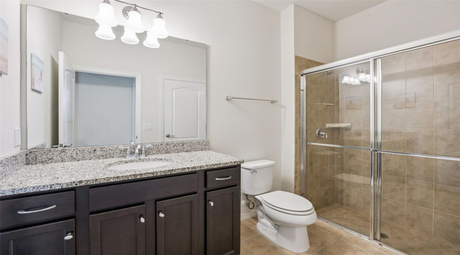 KISSIMMEE, Florida 34747, 5 Bedrooms Bedrooms, ,4 BathroomsBathrooms,Residential,For Sale,NICE,0,MFRO6357334