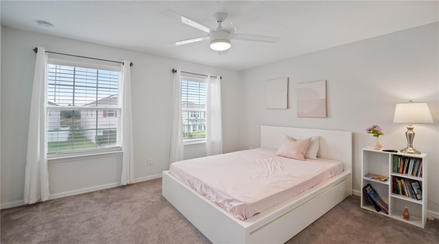 DAVENPORT, Florida 33896, 4 Bedrooms Bedrooms, ,2 BathroomsBathrooms,Residential,For Sale,ABERDEEN,0,MFRL4956781