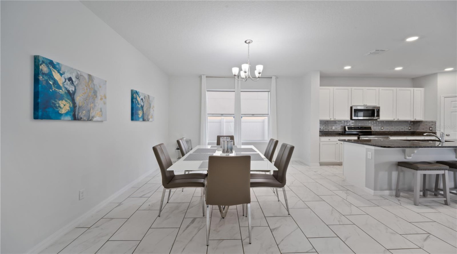 DAVENPORT, Florida 33896, 4 Bedrooms Bedrooms, ,2 BathroomsBathrooms,Residential,For Sale,ABERDEEN,0,MFRL4956781