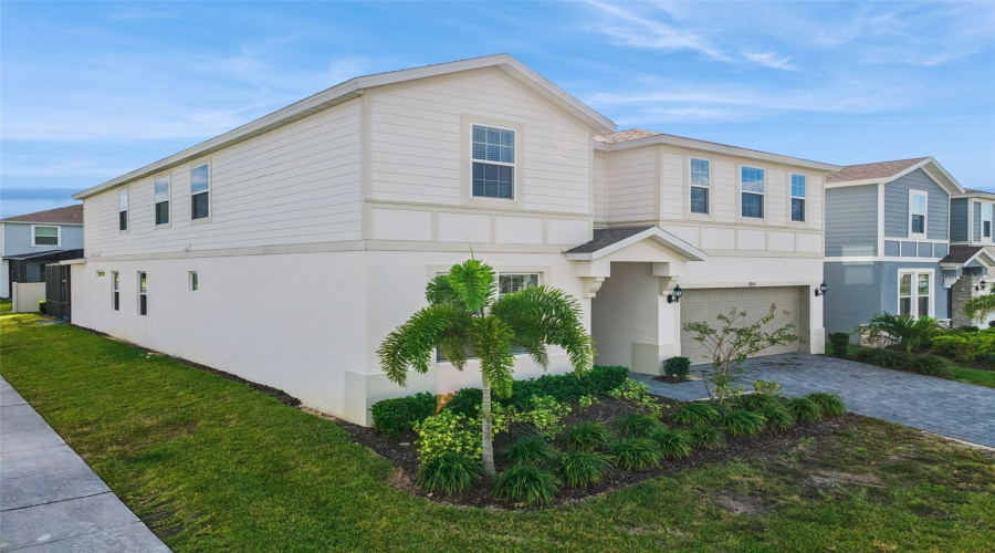 DAVENPORT, Florida 33897, 10 Bedrooms Bedrooms, ,8 BathroomsBathrooms,Residential,For Sale,LILY,0,MFRO6357671