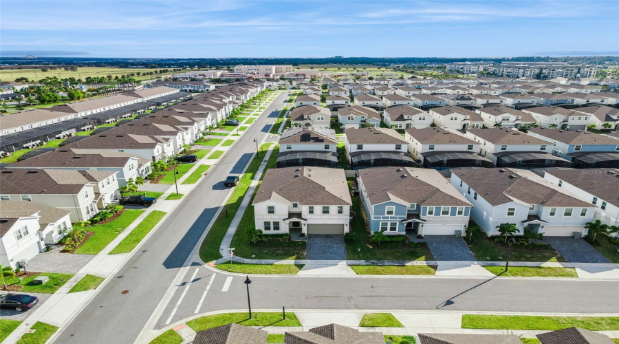 DAVENPORT, Florida 33897, 10 Bedrooms Bedrooms, ,8 BathroomsBathrooms,Residential,For Sale,LILY,0,MFRO6357671