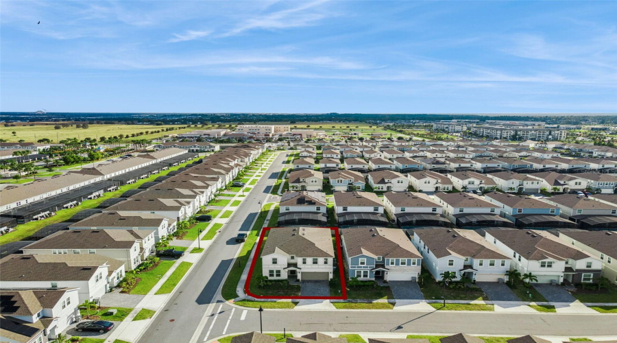 DAVENPORT, Florida 33897, 10 Bedrooms Bedrooms, ,8 BathroomsBathrooms,Residential,For Sale,LILY,0,MFRO6357671