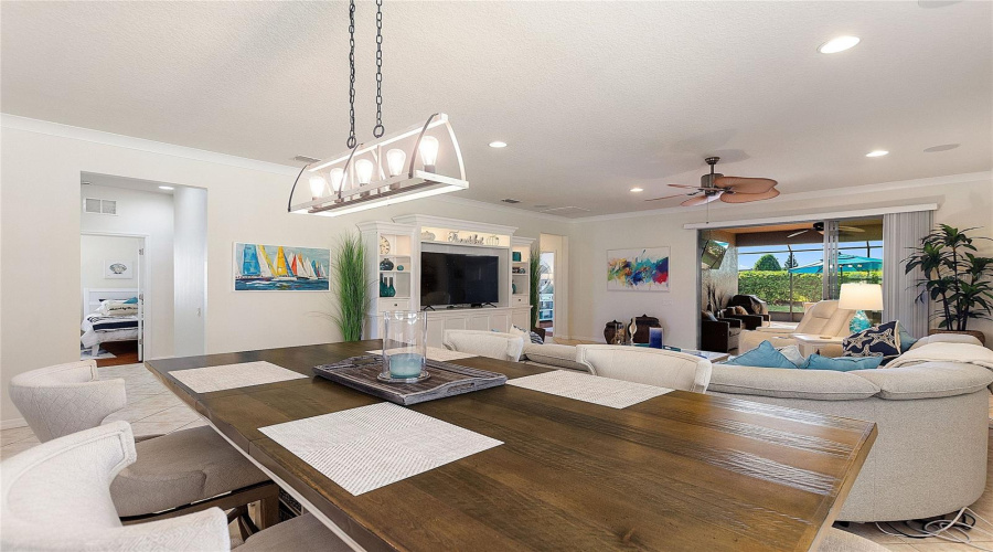 DAVENPORT, Florida 33837, 3 Bedrooms Bedrooms, ,2 BathroomsBathrooms,Residential,For Sale,ZAMORA,0,MFRS5137574