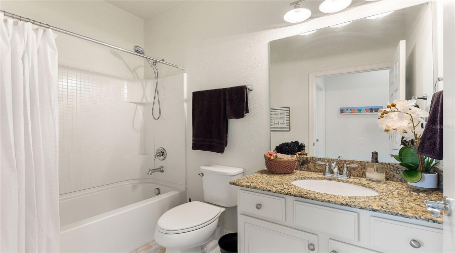 DAVENPORT, Florida 33837, 3 Bedrooms Bedrooms, ,2 BathroomsBathrooms,Residential,For Sale,ZAMORA,0,MFRS5137574