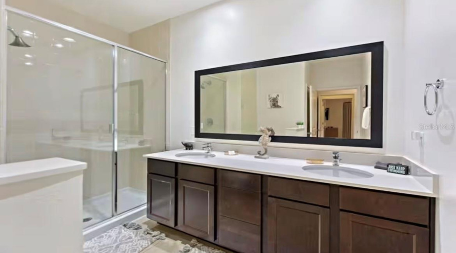 KISSIMMEE, Florida 34746, 2 Bedrooms Bedrooms, ,2 BathroomsBathrooms,Residential,For Sale,OLGA,0,MFRO6358286