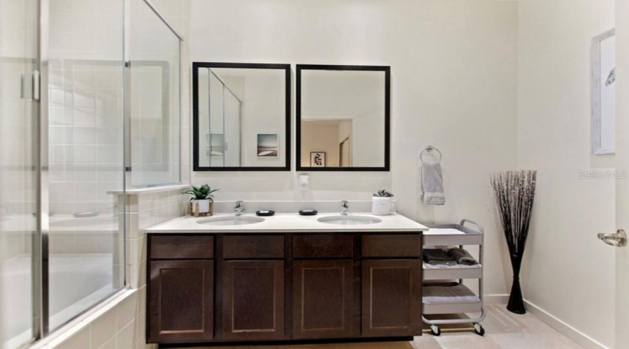 KISSIMMEE, Florida 34746, 2 Bedrooms Bedrooms, ,2 BathroomsBathrooms,Residential,For Sale,OLGA,0,MFRO6358286