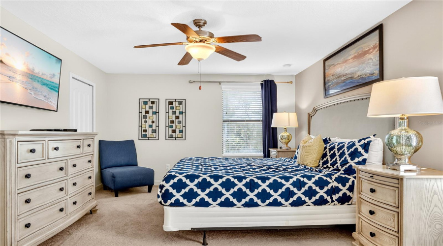 DAVENPORT, Florida 33896, 5 Bedrooms Bedrooms, ,4 BathroomsBathrooms,Residential,For Sale,MOON VALLEY,0,MFRO6357585