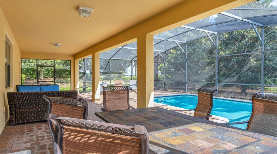 DAVENPORT, Florida 33896, 5 Bedrooms Bedrooms, ,4 BathroomsBathrooms,Residential,For Sale,MOON VALLEY,0,MFRO6357585