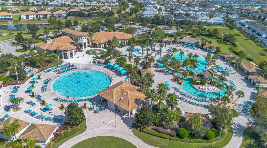 DAVENPORT, Florida 33896, 5 Bedrooms Bedrooms, ,4 BathroomsBathrooms,Residential,For Sale,MOON VALLEY,0,MFRO6357585