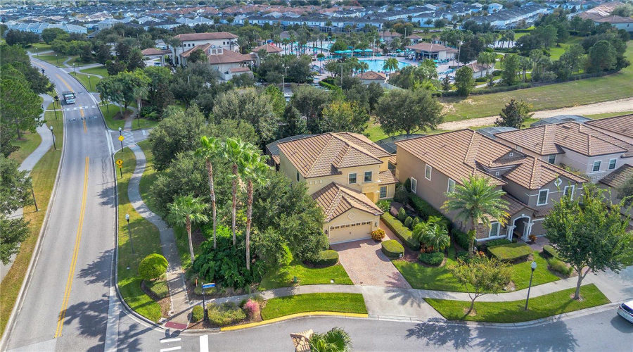 DAVENPORT, Florida 33896, 5 Bedrooms Bedrooms, ,4 BathroomsBathrooms,Residential,For Sale,MOON VALLEY,0,MFRO6357585