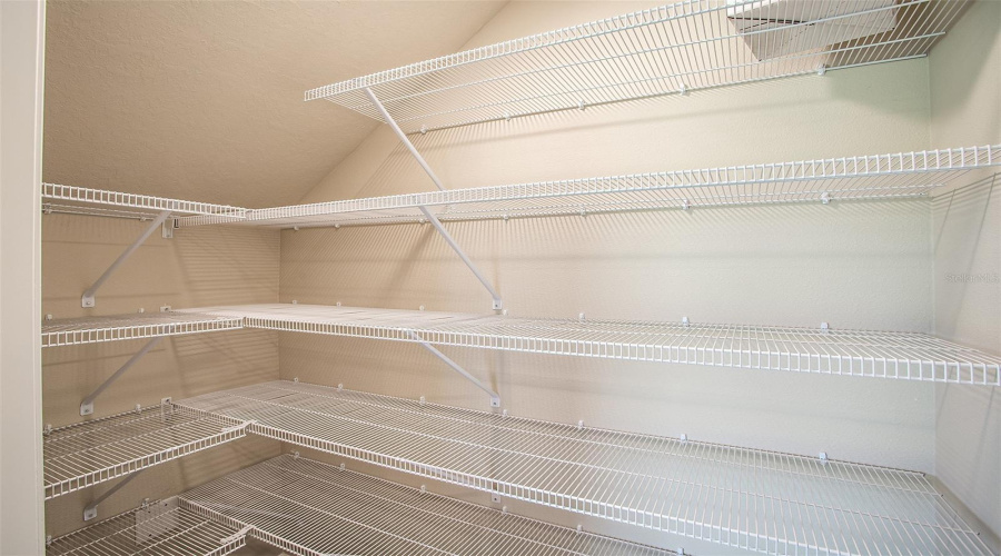 DAVENPORT, Florida 33837, 5 Bedrooms Bedrooms, ,3 BathroomsBathrooms,Residential,For Sale,RIVER BEACON,0,MFRTB8445548