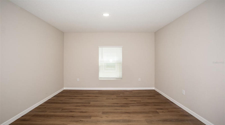 DAVENPORT, Florida 33837, 5 Bedrooms Bedrooms, ,3 BathroomsBathrooms,Residential,For Sale,RIVER BEACON,0,MFRTB8445548