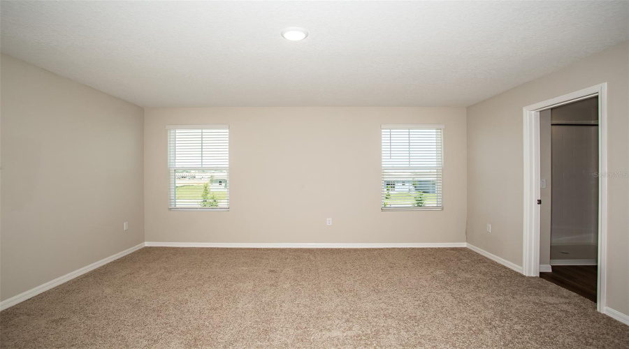 DAVENPORT, Florida 33837, 5 Bedrooms Bedrooms, ,3 BathroomsBathrooms,Residential,For Sale,RIVER BEACON,0,MFRTB8445548