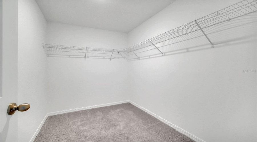 DAVENPORT, Florida 33837, 3 Bedrooms Bedrooms, ,2 BathroomsBathrooms,Residential,For Sale,MANDOVI,0,MFRO6255837