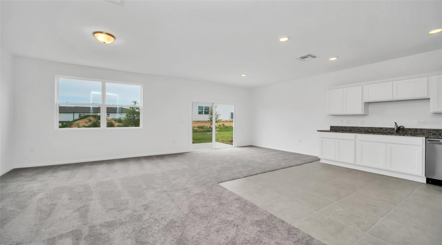 DAVENPORT, Florida 33837, 3 Bedrooms Bedrooms, ,2 BathroomsBathrooms,Residential,For Sale,MANDOVI,0,MFRO6255837