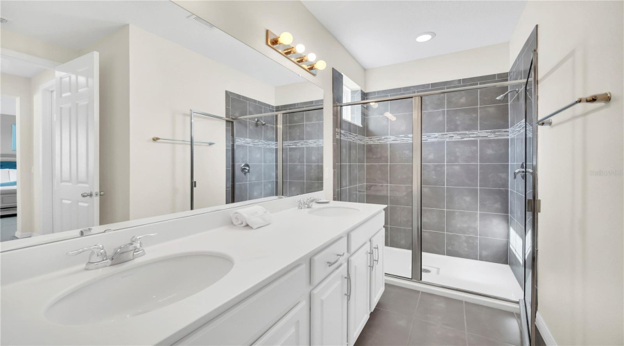 KISSIMMEE, Florida 34747, 4 Bedrooms Bedrooms, ,3 BathroomsBathrooms,Residential,For Sale,FLAMINGO KEY,0,MFRO6358694