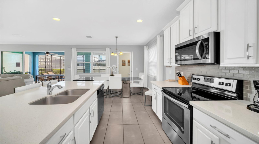 KISSIMMEE, Florida 34747, 4 Bedrooms Bedrooms, ,3 BathroomsBathrooms,Residential,For Sale,FLAMINGO KEY,0,MFRO6358694