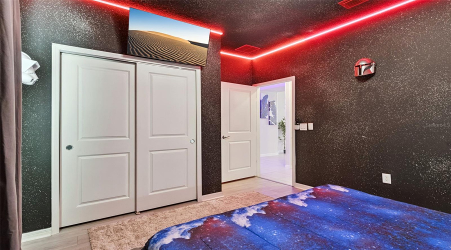 DAVENPORT, Florida 33897, 5 Bedrooms Bedrooms, ,4 BathroomsBathrooms,Residential,For Sale,LANA,0,MFRO6357667