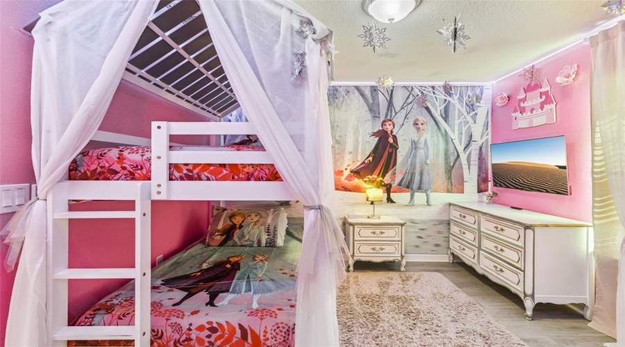 DAVENPORT, Florida 33897, 5 Bedrooms Bedrooms, ,4 BathroomsBathrooms,Residential,For Sale,LANA,0,MFRO6357667