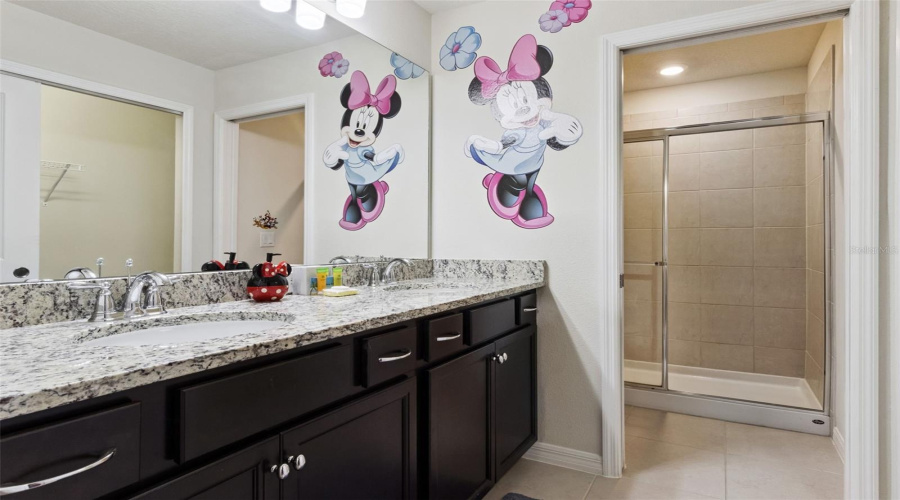 DAVENPORT, Florida 33897, 5 Bedrooms Bedrooms, ,4 BathroomsBathrooms,Residential,For Sale,LANA,0,MFRO6357667