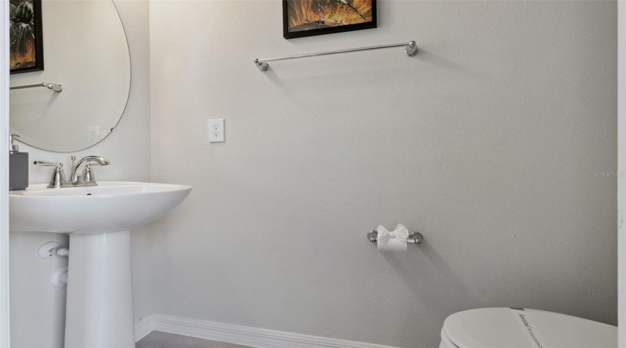 DAVENPORT, Florida 33897, 5 Bedrooms Bedrooms, ,4 BathroomsBathrooms,Residential,For Sale,LANA,0,MFRO6357667