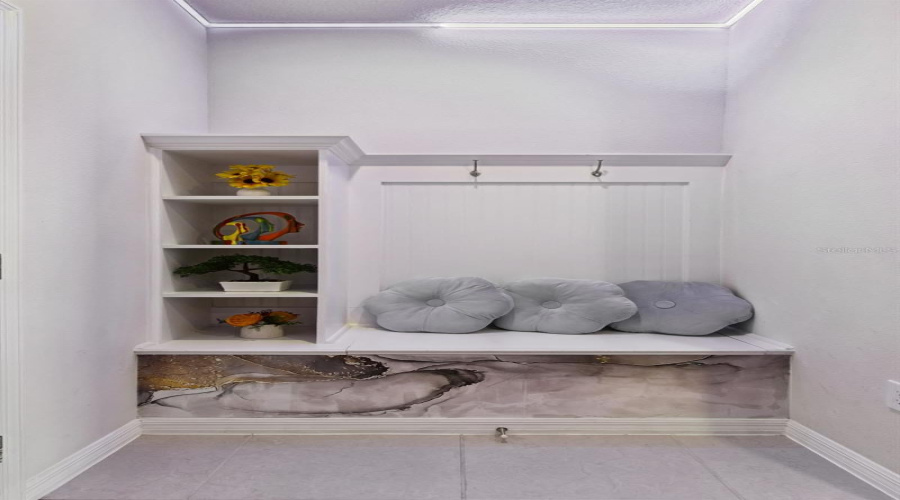 DAVENPORT, Florida 33897, 5 Bedrooms Bedrooms, ,4 BathroomsBathrooms,Residential,For Sale,LANA,0,MFRO6357667