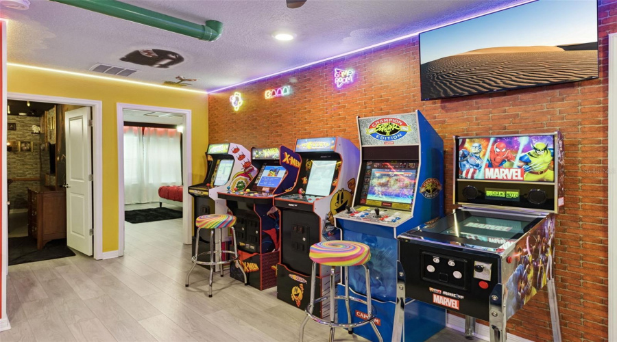 DAVENPORT, Florida 33897, 5 Bedrooms Bedrooms, ,4 BathroomsBathrooms,Residential,For Sale,LANA,0,MFRO6357667