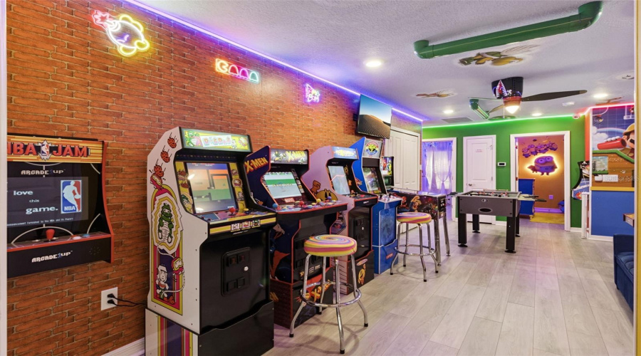 DAVENPORT, Florida 33897, 5 Bedrooms Bedrooms, ,4 BathroomsBathrooms,Residential,For Sale,LANA,0,MFRO6357667