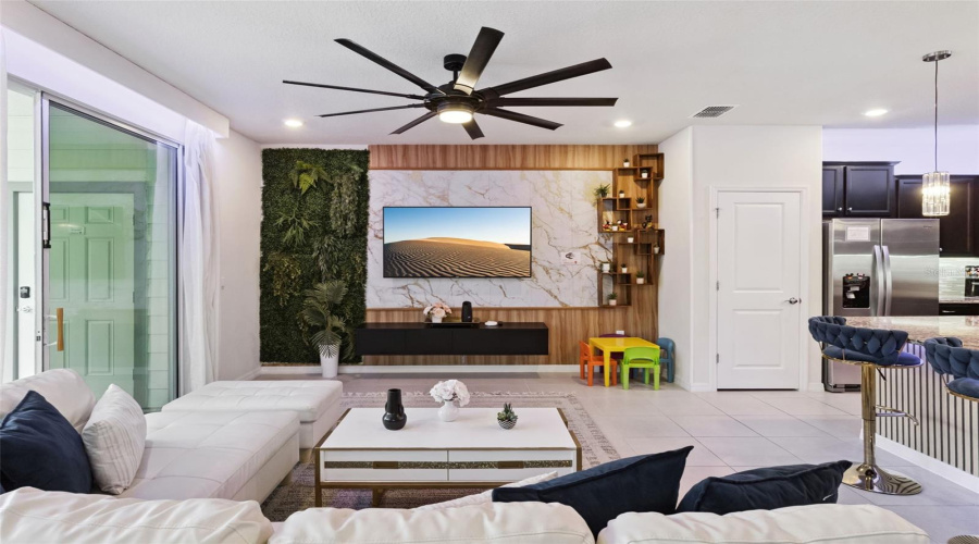 DAVENPORT, Florida 33897, 5 Bedrooms Bedrooms, ,4 BathroomsBathrooms,Residential,For Sale,LANA,0,MFRO6357667