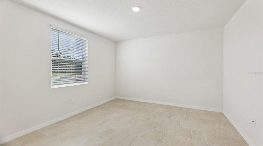 DAVENPORT, Florida 33837, 3 Bedrooms Bedrooms, ,2 BathroomsBathrooms,Residential,For Sale,MUD CANYON,0,MFRO6358408