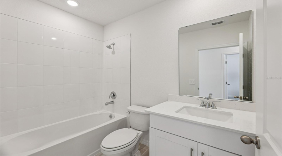 DAVENPORT, Florida 33837, 3 Bedrooms Bedrooms, ,2 BathroomsBathrooms,Residential,For Sale,MUD CANYON,0,MFRO6358408