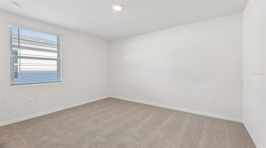 DAVENPORT, Florida 33837, 3 Bedrooms Bedrooms, ,2 BathroomsBathrooms,Residential,For Sale,MUD CANYON,0,MFRO6358408