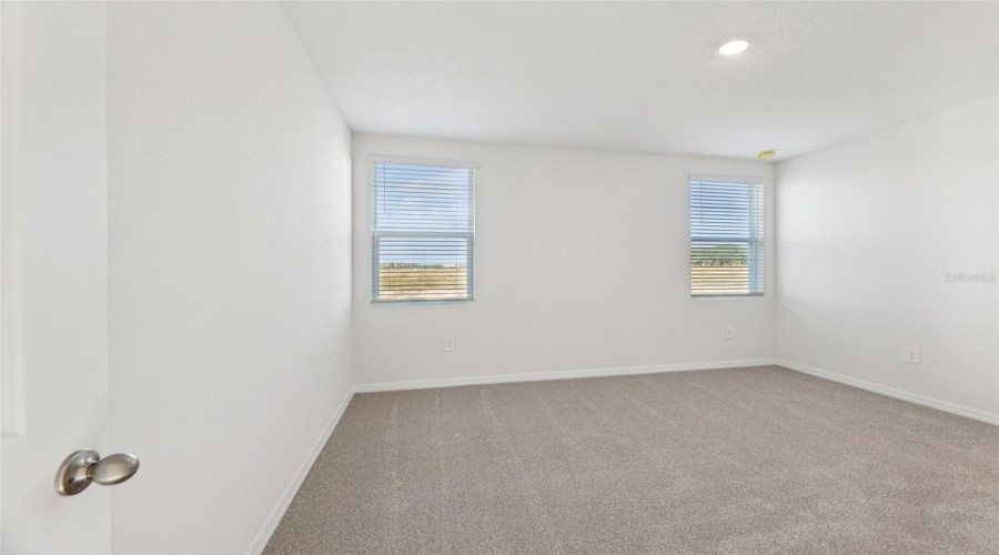 DAVENPORT, Florida 33837, 3 Bedrooms Bedrooms, ,2 BathroomsBathrooms,Residential,For Sale,MUD CANYON,0,MFRO6358408