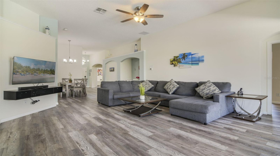 KISSIMMEE, Florida 34747, 4 Bedrooms Bedrooms, ,3 BathroomsBathrooms,Residential,For Sale,WYNDHAM PALMS,0,MFRS5124899