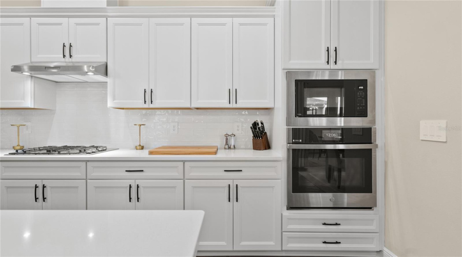 KISSIMMEE, Florida 34747, 2 Bedrooms Bedrooms, ,2 BathroomsBathrooms,Residential,For Sale,LIMESTONE,0,MFRO6358742