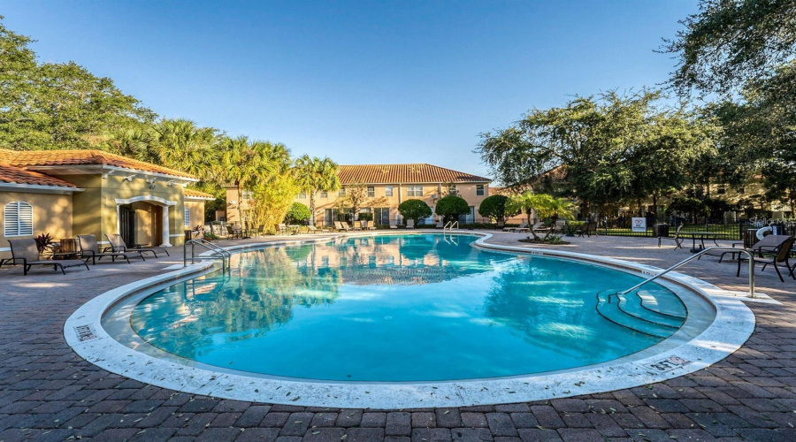 KISSIMMEE, Florida 34746, 2 Bedrooms Bedrooms, ,2 BathroomsBathrooms,Residential,For Sale,STANIARD,0,MFRS5138051