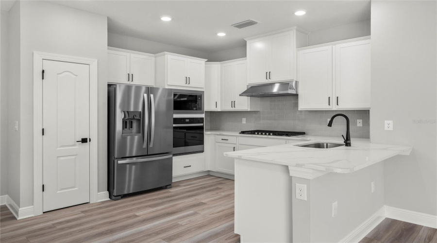 KISSIMMEE, Florida 34747, 4 Bedrooms Bedrooms, ,3 BathroomsBathrooms,Residential,For Sale,SOMERSWORTH,0,MFRTB8445934