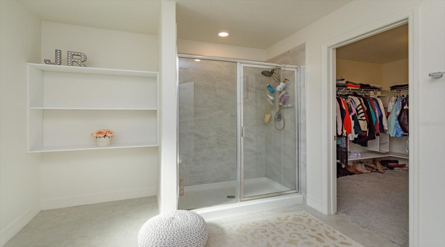 DAVENPORT, Florida 33897, 4 Bedrooms Bedrooms, ,2 BathroomsBathrooms,Residential,For Sale,PAPAYA,0,MFRG5104059