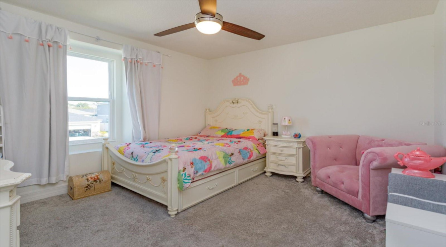 DAVENPORT, Florida 33897, 4 Bedrooms Bedrooms, ,2 BathroomsBathrooms,Residential,For Sale,PAPAYA,0,MFRG5104059