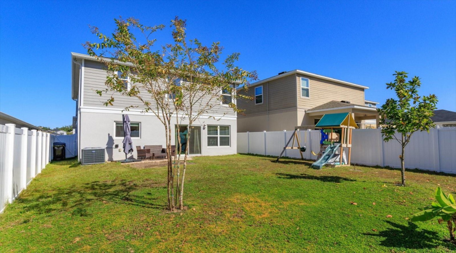 DAVENPORT, Florida 33897, 4 Bedrooms Bedrooms, ,2 BathroomsBathrooms,Residential,For Sale,PAPAYA,0,MFRG5104059