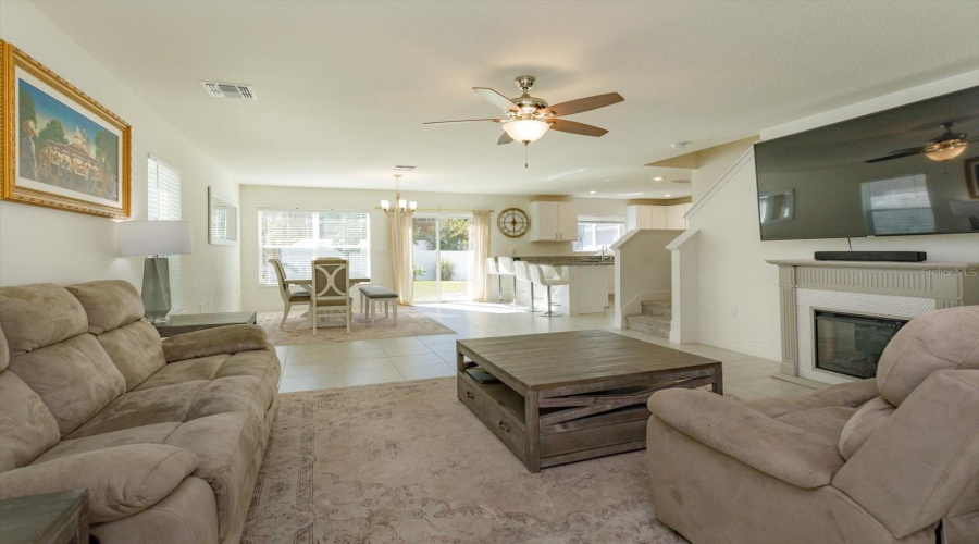 DAVENPORT, Florida 33897, 4 Bedrooms Bedrooms, ,2 BathroomsBathrooms,Residential,For Sale,PAPAYA,0,MFRG5104059