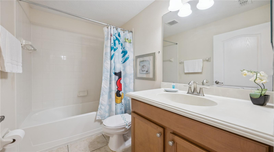 KISSIMMEE, Florida 34747, 6 Bedrooms Bedrooms, ,5 BathroomsBathrooms,Residential,For Sale,CANDY PALM,0,MFRO6357524